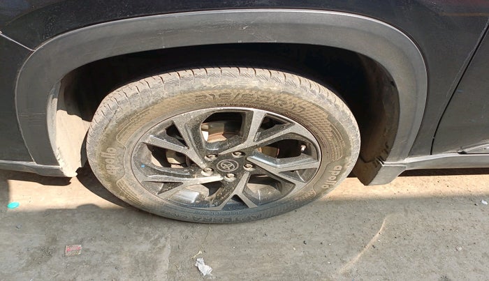 2023 Toyota URBAN CRUISER HYRYDER V HYBRID, Hybrid, Automatic, 53,285 km, tyre