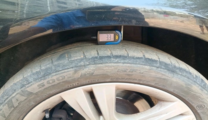 2013 BMW 3 Series 320D SPORTLINE, Diesel, Automatic, 94,547 km, tyre