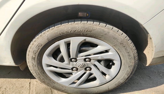 2022 Hyundai AURA S 1.2 CNG, Petrol, Manual, 1,63,375 km, tyre