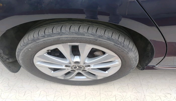 2019 Mercedes Benz C Class 220d, Diesel, Automatic, 18,615 km, tyre