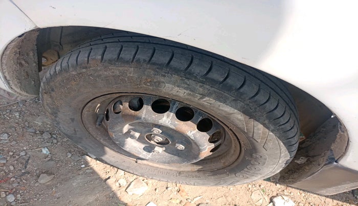 2016 Maruti Alto 800 LXI, Petrol, Manual, 71,282 km, tyre