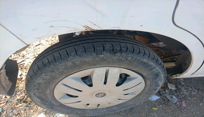 2016 Maruti Alto 800 LXI, Petrol, Manual, 71,282 km, tyre