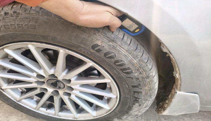 2020 Maruti Ciaz DELTA 1.5 SHVS MT PETROL, Petrol, Manual, 1,22,604 km, tyre