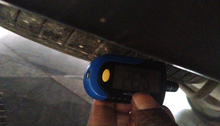 2017 Maruti Ertiga VDI SHVS, Diesel, Manual, 1,03,402 km, tyre