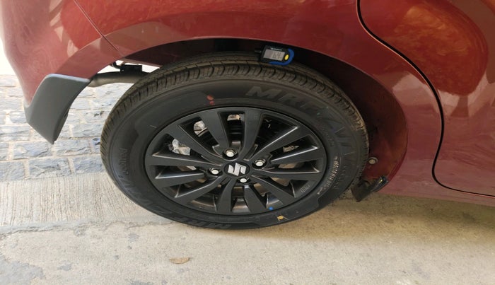 2025 Maruti New Wagon-R ZXI PLUS 1.2 AMT DUAL TONE, Petrol, Automatic, 609 km, tyre