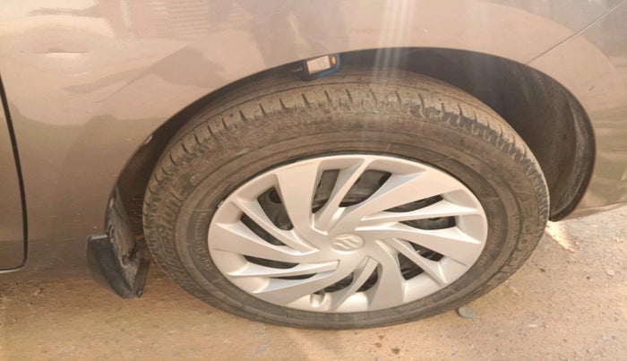 2023 Maruti Ertiga VXI AT SHVS, Petrol, Automatic, 29,595 km, tyre