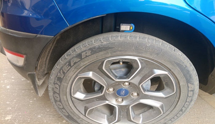 2020 Ford Ecosport TITANIUM 1.5 SPORTS(SUNROOF) PETROL, Petrol, Manual, 42,214 km, tyre