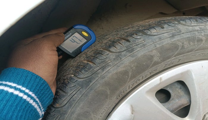 2011 Hyundai i10 SPORTZ 1.2 AT, Petrol, Automatic, 60,333 km, tyre