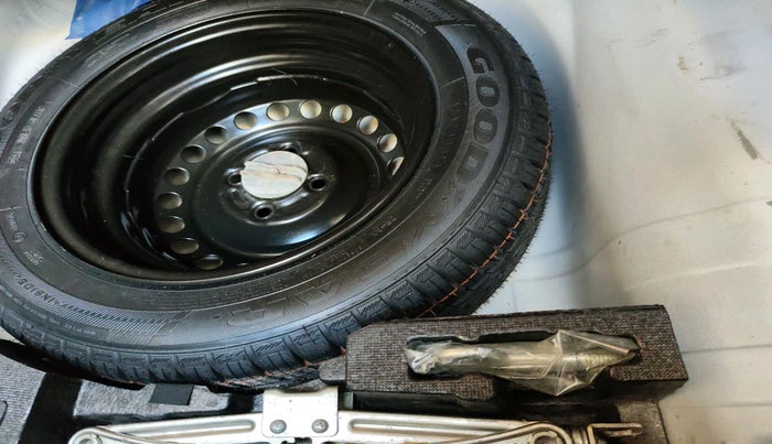 2015 Honda Amaze 1.2L I-VTEC S, Petrol, Manual, 26,302 km, tyre