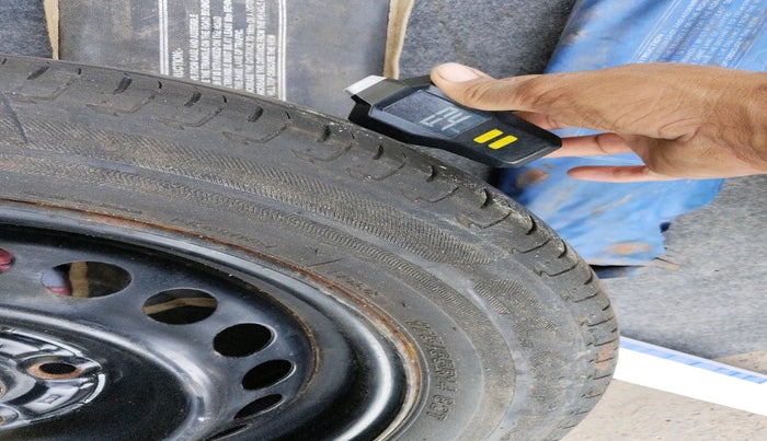 2018 Honda Amaze 1.2L I-VTEC S, Petrol, Manual, 1,04,048 km, tyre