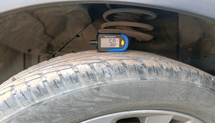 2016 Maruti S Cross ZETA 1.3, Diesel, Manual, 1,23,551 km, tyre