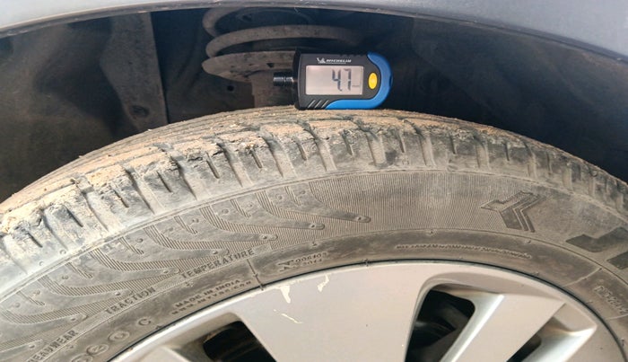 2016 Maruti S Cross ZETA 1.3, Diesel, Manual, 1,23,551 km, tyre