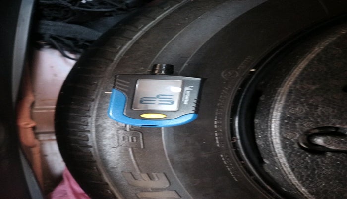 2016 Hyundai Creta SX PLUS 1.6 PETROL, Petrol, Manual, 73,233 km, tyre