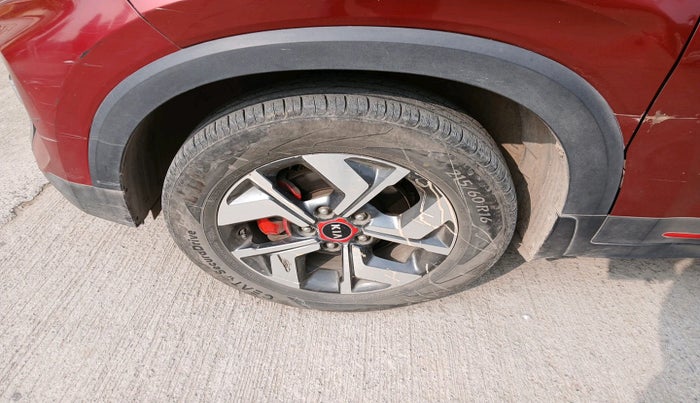 2020 KIA SONET GTX PLUS 1.5 AT, Diesel, Automatic, 91,738 km, tyre