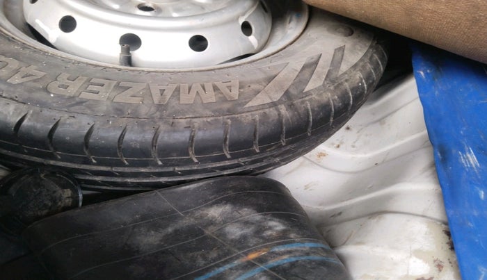 2012 Maruti Alto LXI, Petrol, Manual, 62,051 km, tyre