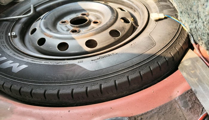 2013 Maruti Ritz VDI, Diesel, Manual, 2,67,040 km, tyre