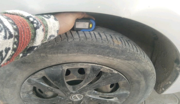 2016 Hyundai Elite i20 MAGNA 1.2, Petrol, Manual, 83,583 km, tyre