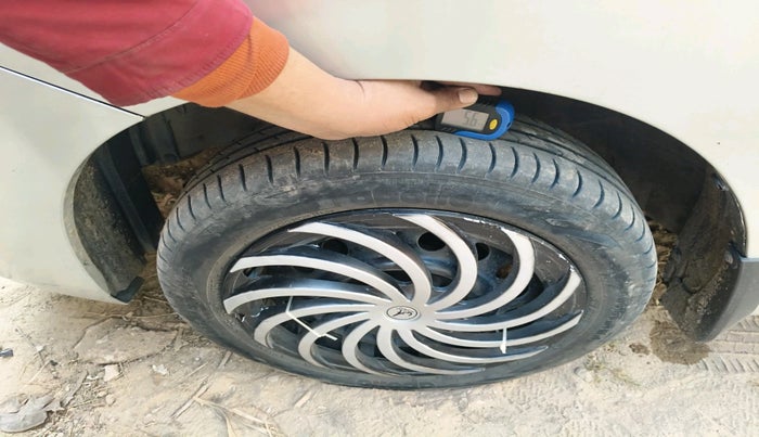 2015 Maruti Wagon R 1.0 VXI, Petrol, Manual, 18,663 km, tyre