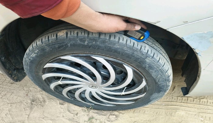 2015 Maruti Wagon R 1.0 VXI, Petrol, Manual, 18,663 km, tyre