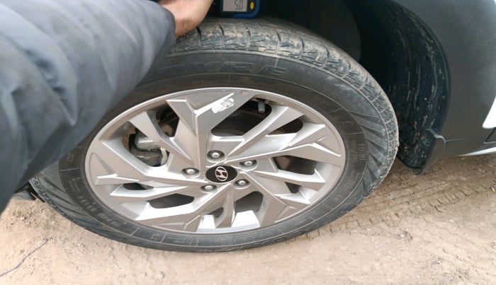 2023 Hyundai Creta SX 1.5 PETROL, Petrol, Manual, 23,938 km, tyre