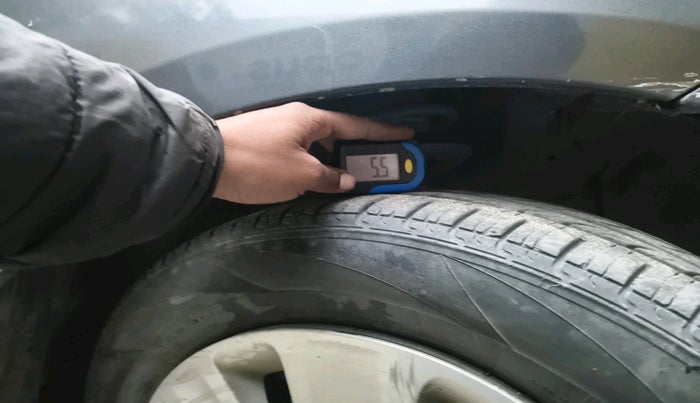 2017 Maruti Ertiga VDI SHVS, Diesel, Manual, 1,72,491 km, tyre