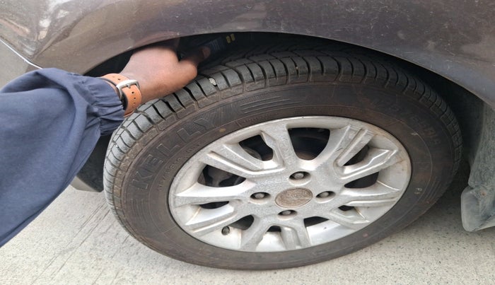 2017 Tata Tiago XZ PETROL, Petrol, Manual, 1,16,745 km, tyre