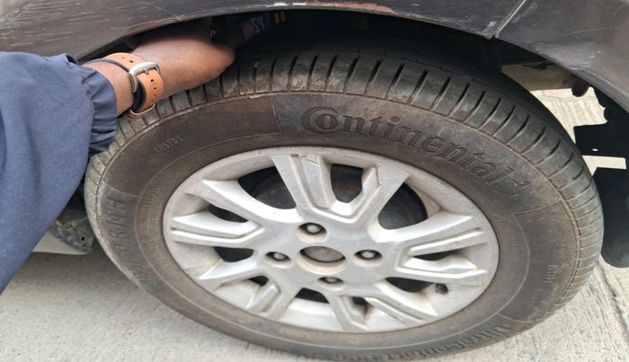 2017 Tata Tiago XZ PETROL, Petrol, Manual, 1,16,745 km, tyre