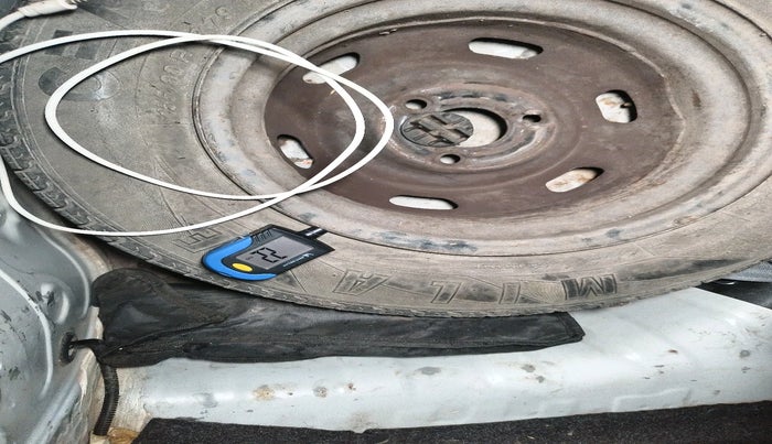 2017 Datsun Redi Go T(O) 1.0, Petrol, Manual, 24,067 km, tyre