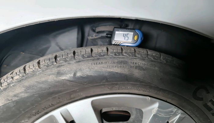 2017 Datsun Redi Go T(O) 1.0, Petrol, Manual, 24,067 km, tyre