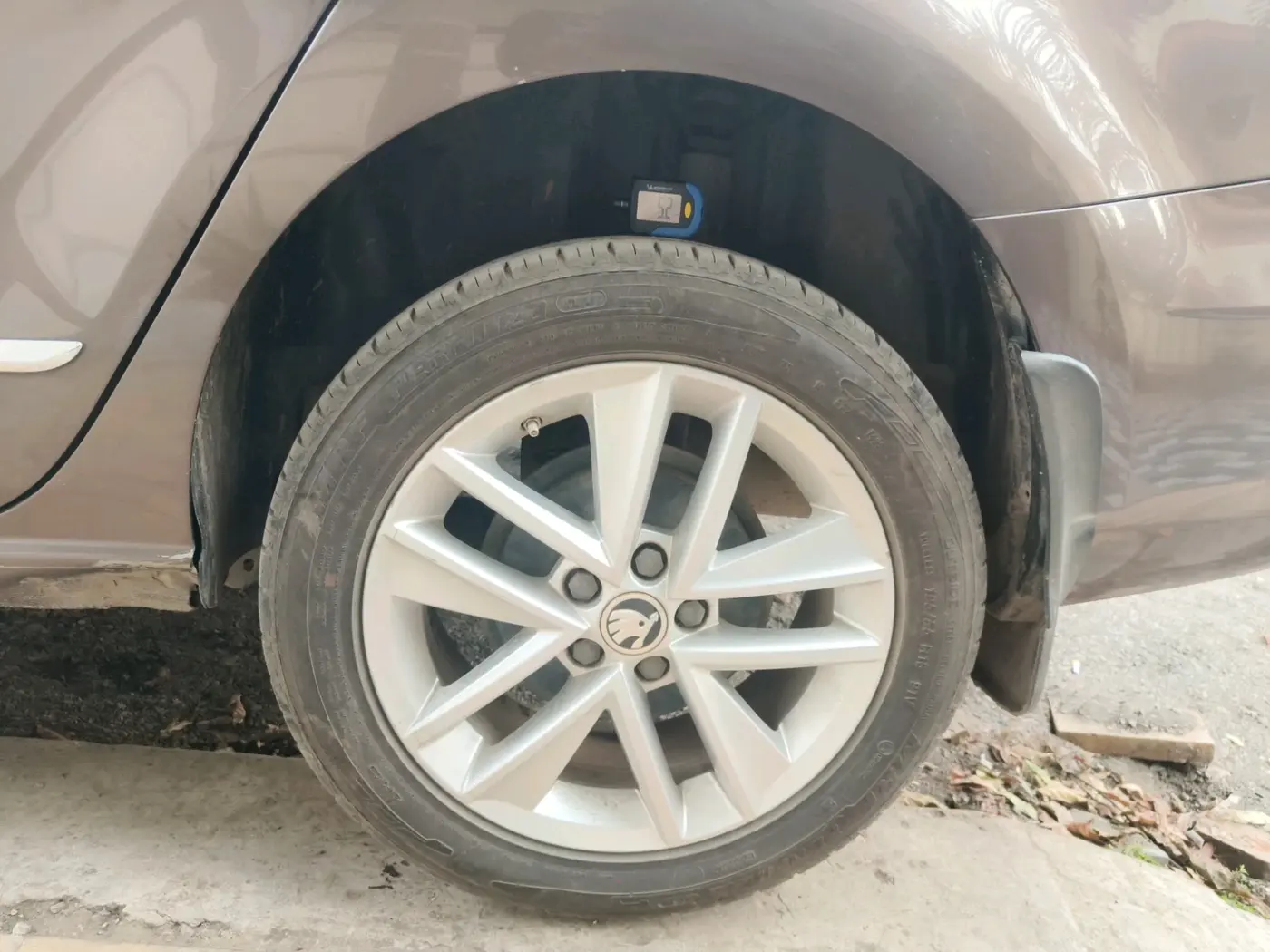 2020 Skoda Rapid STYLE TSI, Petrol, Manual, 42,894 km, tyre