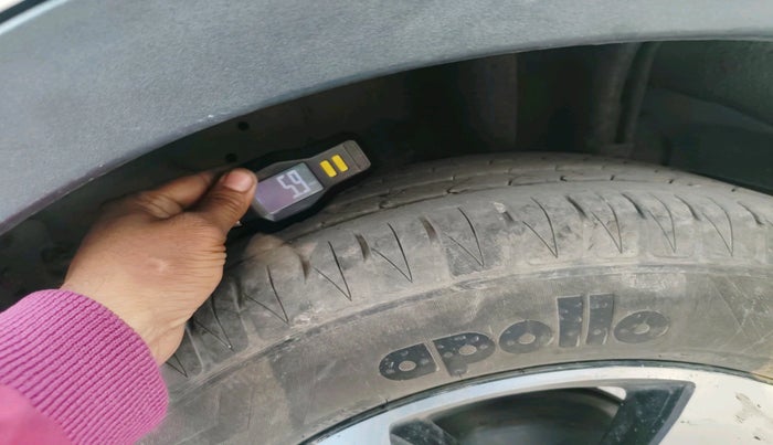 2019 Tata NEXON XZA PLUS PETROL DUAL TONE, Petrol, Automatic, 1,02,322 km, tyre