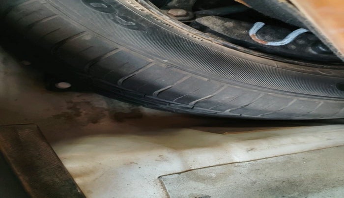 2019 Tata NEXON XZA PLUS PETROL DUAL TONE, Petrol, Automatic, 1,02,322 km, tyre