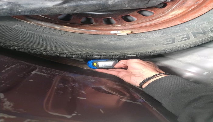 2021 Renault Kiger RXZ AMT, Petrol, Automatic, 37,837 km, tyre