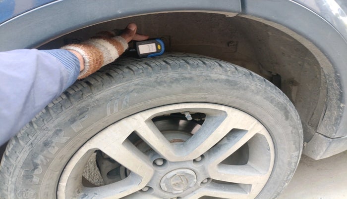 2018 Tata Hexa XTA 4X2 6 STR, Diesel, Automatic, 88,105 km, tyre