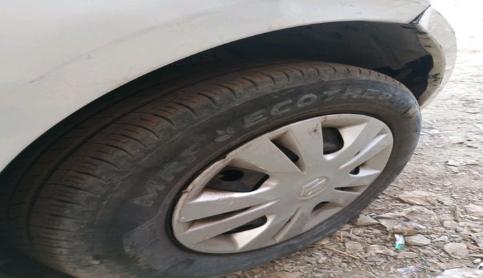 2013 Maruti Swift Dzire VDI, Diesel, Manual, 2,75,725 km, tyre