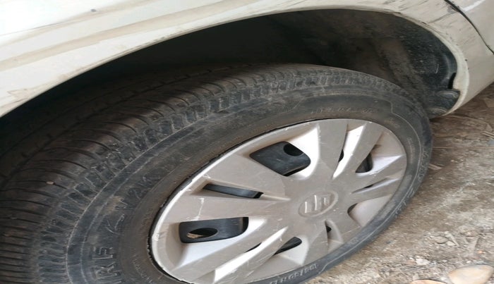 2013 Maruti Swift Dzire VDI, Diesel, Manual, 2,75,725 km, tyre