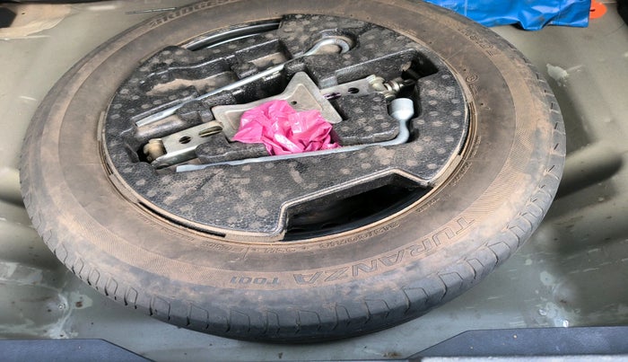 2018 Maruti Vitara Brezza ZDI PLUS, Diesel, Manual, 1,92,758 km, tyre