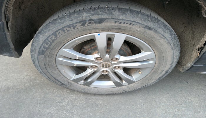 2018 Maruti Vitara Brezza ZDI PLUS, Diesel, Manual, 1,92,758 km, tyre