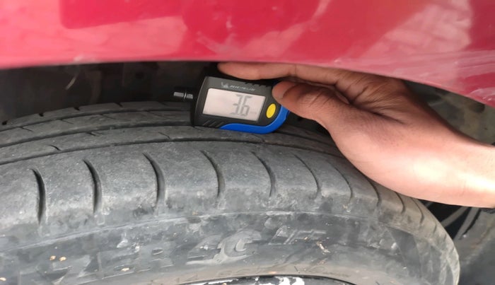 2015 Ford Figo Aspire TITANIUM 1.2 PETROL, Petrol, Manual, 86,424 km, tyre