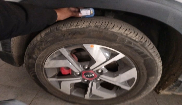 2022 KIA SONET GTX PLUS 1.0 DCT, Petrol, Automatic, 5,703 km, tyre