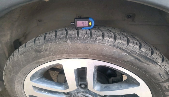 2018 Tata Hexa XTA 4X2 6 STR, Diesel, Automatic, 76,035 km, tyre