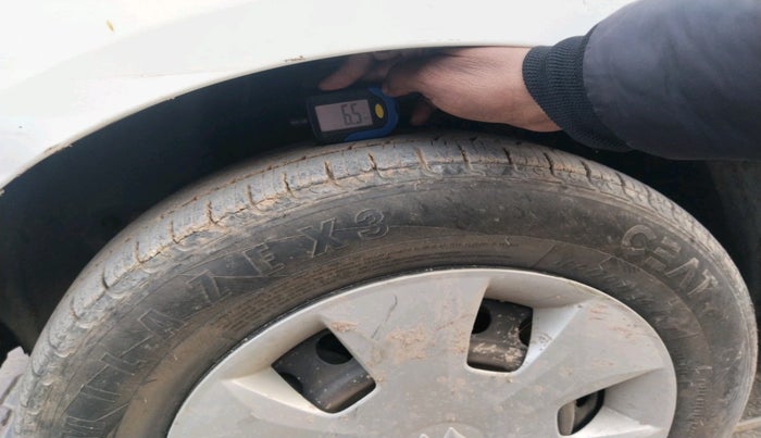 2019 Maruti New Wagon-R VXI 1.2, Petrol, Manual, 299 km, tyre