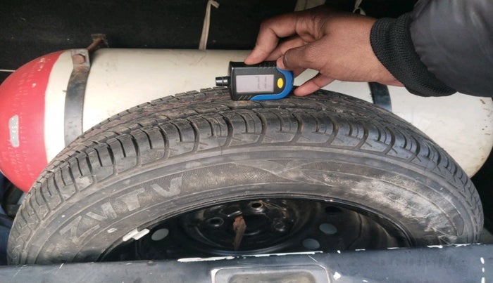 2019 Maruti New Wagon-R VXI 1.2, Petrol, Manual, 299 km, tyre