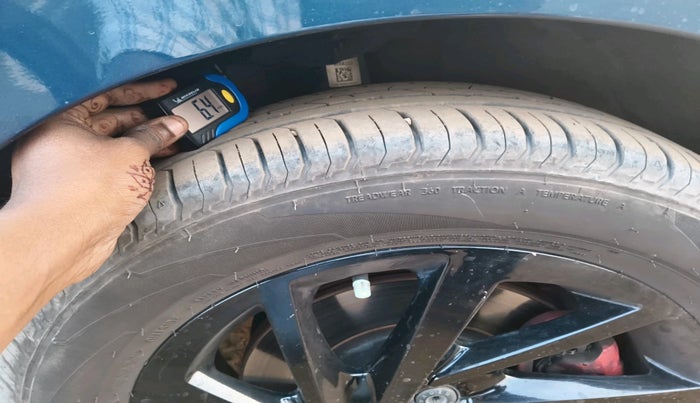 2025 Volkswagen VIRTUS GT PLUS TSI 1.5 EVO DSG, Petrol, Automatic, 10,720 km, tyre