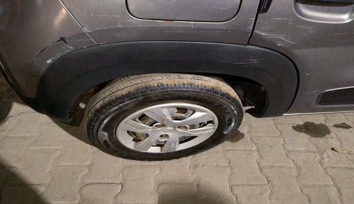 2017 Renault Kwid RXL, Petrol, Manual, 1,11,750 km, tyre