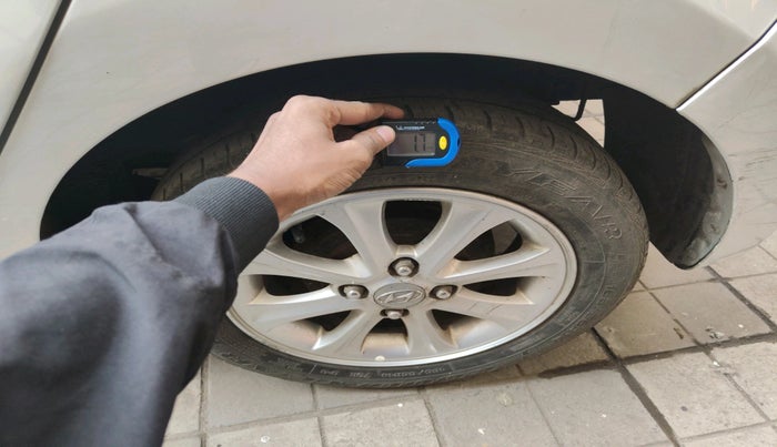 2015 Hyundai Grand i10 ASTA AT 1.2 KAPPA VTVT, Petrol, Automatic, 94,924 km, tyre