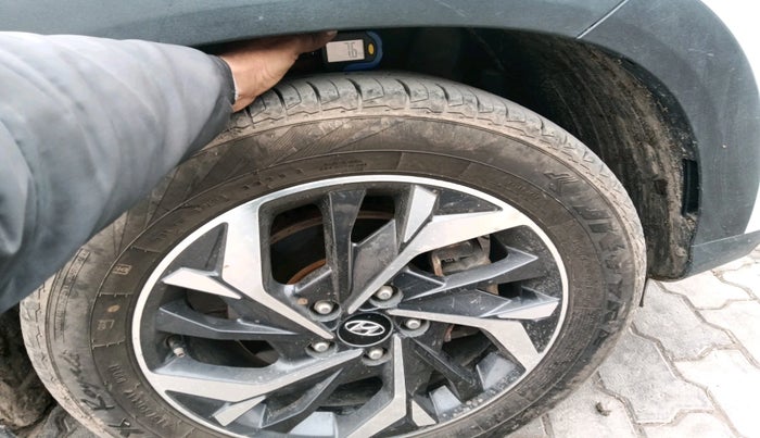 2020 Hyundai Creta SX (O) 1.5 DIESEL, Diesel, Manual, 1,76,030 km, tyre