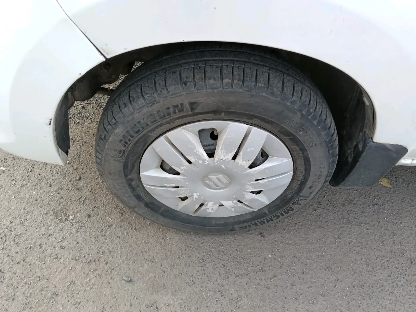 2017 Maruti Alto 800 LXI, Petrol, Manual, 88,713 km, tyre