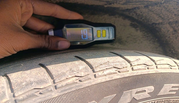 2024 Hyundai ALCAZAR PLATINUM 1.5 MT 7STR, Diesel, Manual, 65,701 km, tyre