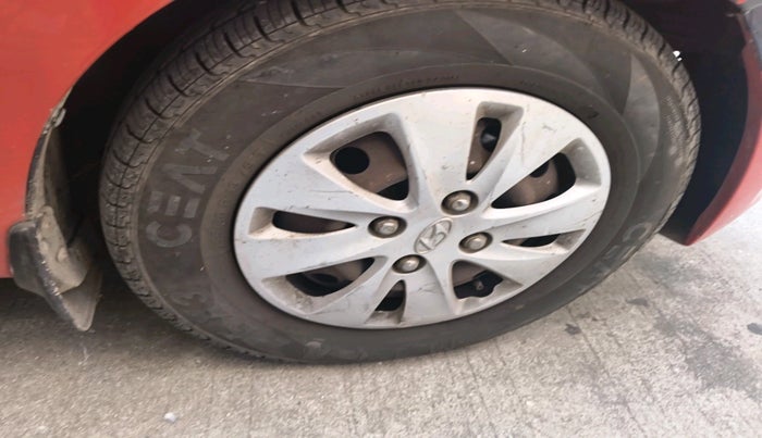 2011 Hyundai i10 SPORTZ 1.2, Petrol, Manual, 90,974 km, tyre